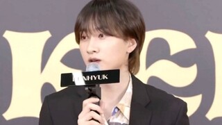 [Lee Hyuk Jae] Tahukah kamu kenapa dia bisa menjadi juri di pertunjukan tari?