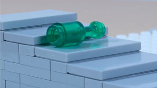 Giải nén! Chai Lego cũng bị vỡ!