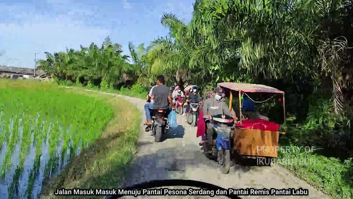 Jalan Masuk Menuju Pantai Remis dan Pantai Pesona Serdang