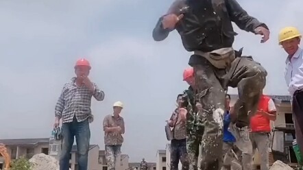 Realistic migrant workers