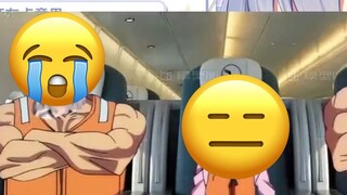 [Elsa] Yang di kanan tertawa terbahak-bahak, sedangkan yang di kiri Holo menangis.
