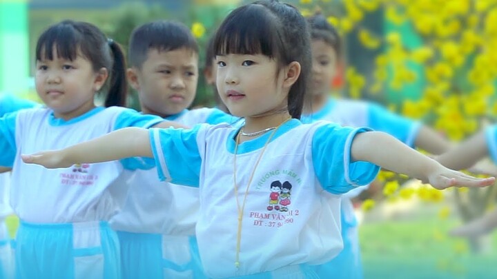 Tập Thể Dục Buổi Sáng Cùng Bé MAI VY  - Thần Đồng Âm Nhạc Việt Nam 2019 Bé MAI VY [MV Official]