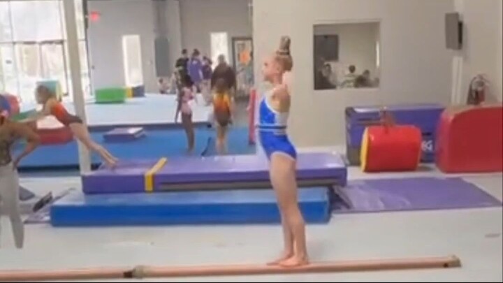 Gymnastics klipp 40