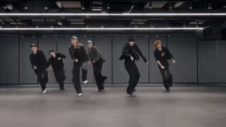 วิดีโอเปรียบเทียบ BoomBoomBass [RIIZE] [TWS] [TOP Landing Boy] Times Fengjun