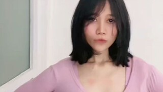 Aku begini hanya untuk mu tapi kamu masih melihat wanita lain