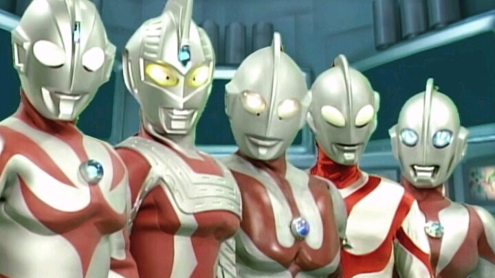 Ultra Five Warriors vs. the Monster Legion การแชร์รุ่นแรกที่หายากร่วมกับ Neos, Ultraman Seven 21 และ