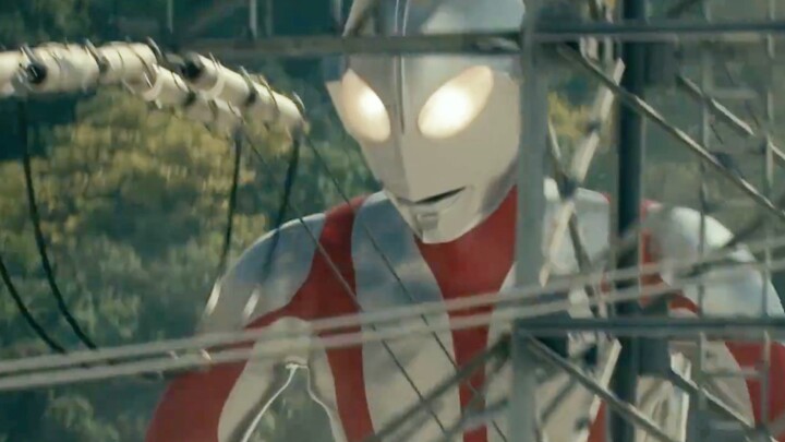 Open the trailer of "Shin Ultraman" in Showa style