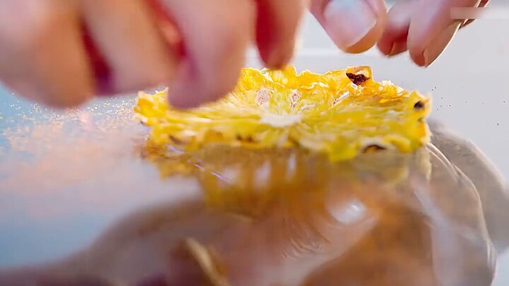 A serving of runny fried egg: priced at 800 yuan?