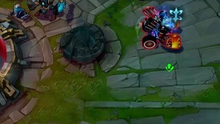 Damn, this guy who plays Shen got his B equipment again.