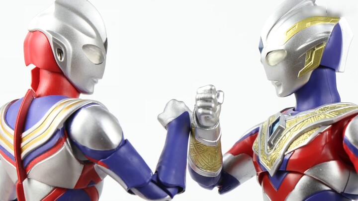 <Stop Motion Animation> SHF Ultraman Triga Composite Type (Unboxing)