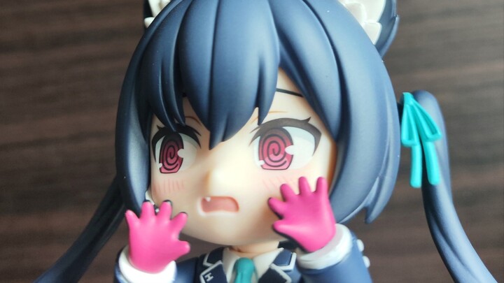 Who taught you to play with Nendoroids and Gunpla like this? ? 「2」