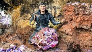 Found Rare $50,000 Amethyst Crystal While Digging at a Private Mine! (Unbelievable Find)