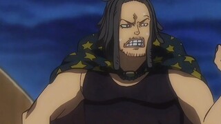 Besides Akainu, how many other members of the 5 billion legends are there?