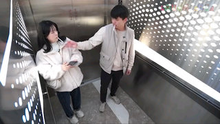 Funny Elevator Prank On Strangers