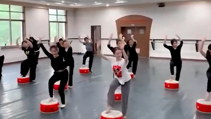 [Han and Tang Dance] "Xianghe Song" Classroom Version of Hubei Normal University_Sun Ying