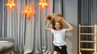 เมื่อ "สาวกบฏ" ของรัสเซียมาถึงวันศุกร์... -มาเรีย
