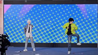 【NG26】Click bất ngờ Đội ngũ studio chụp ảnh của bạn có màn tương tác trên sân khấu thật dễ thương. K