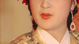 卧槽...她戏里戏外都散发着贵妃娘娘的气质！！！