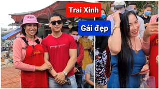 Cận cảnh dàn Trai đẹp gái xinh đến mua bánh tráng trộn DIVA Cát Thy hôm nay