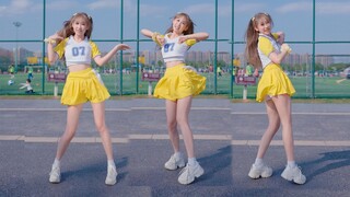 学长学长！你的足球宝贝来啦！