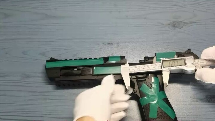 Simple unboxing of the cute tiger's Desert Eagle