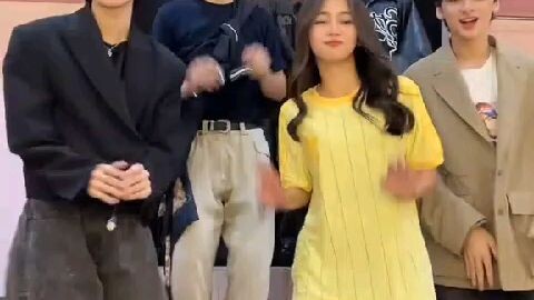 @Ashtineolvega doing in to #wagkangnahumirit😊😊 Yung ngiti ni #ethandavid at bumaling sa cool 😎😎