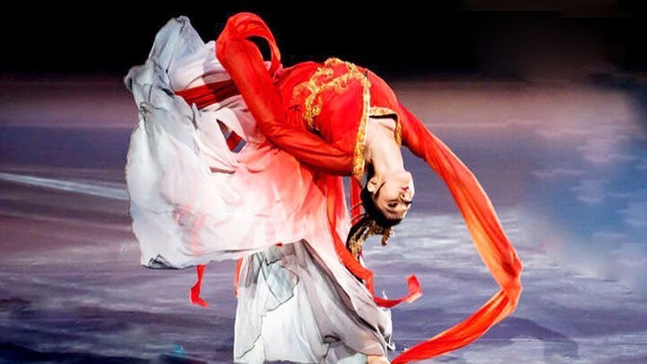 【Tang Shiyi】Water Sleeve Dance from Dance Drama "Water Moon Goddess of Luo River" (2013 Guangzhou Op