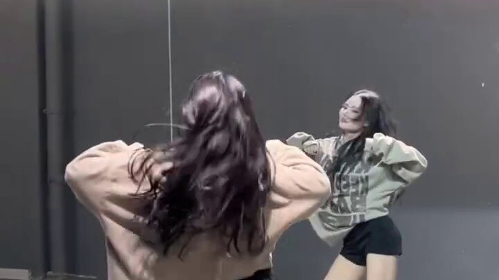 Seolah-olah ini adalah lagu cover lengkap terakhirmu