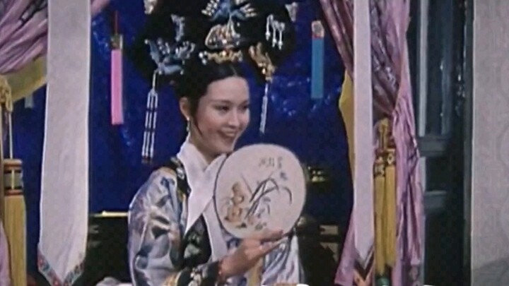 The Chinese aesthetic movies from 50 years ago are very beautiful, and the director has a very deep 