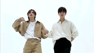 seungmin and han doing NIGHTDANCERCHALLENGE