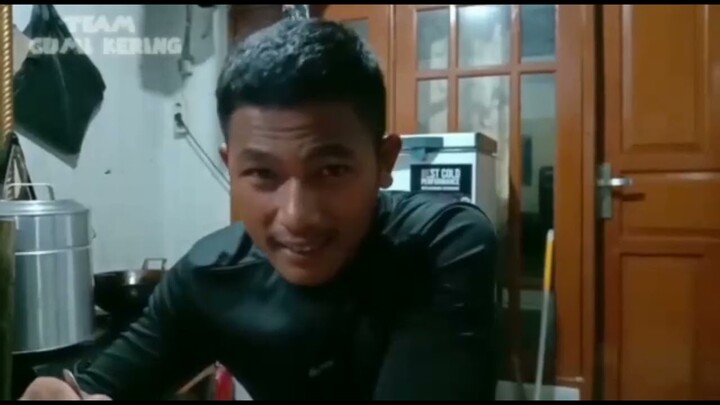 parodie bahasa sunda & bahasa NTT Indonesia kaya denggan budaya
