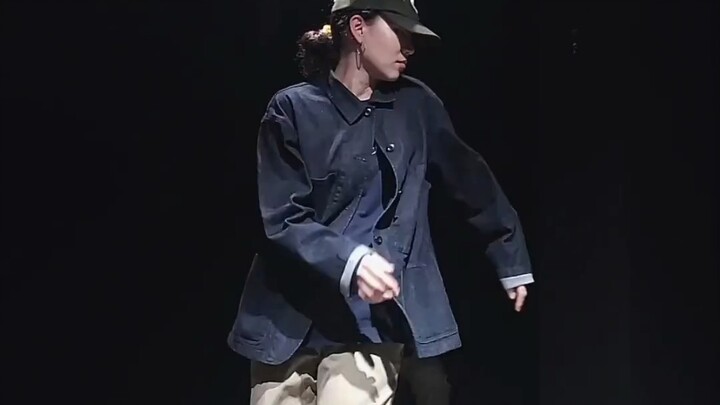 popping里女生的帅跟男生确实不一样