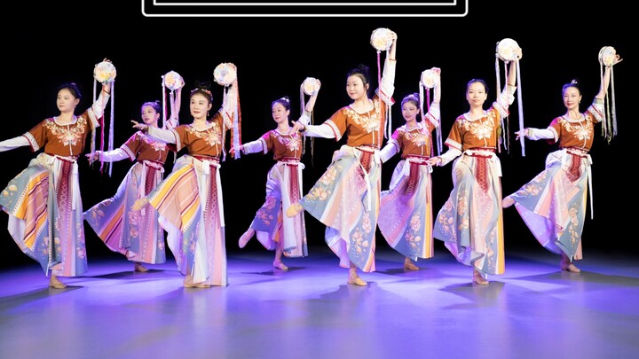 Chiếc tambourine thông minh và vui tươi Cuối cùng, một vở kịch hoàn chỉnh đã được hoàn thành.