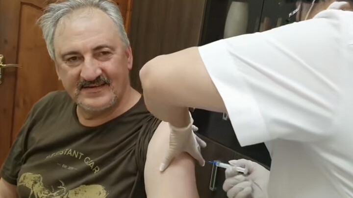 ทหารผ่านศึกรัสเซียฉีดวัคซีนไม่เจ็บเลย