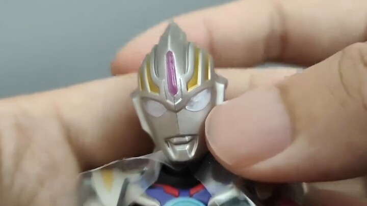 The new head sculpture reprint has dropped to two pieces! Bandai SHF Ultraman Orb's re-light form is