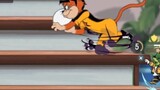 Tom và Jerry Mùa Giáng sinh: Làm thế nào để biến một đứa trẻ dễ thương thành một ông anh khó tính?
