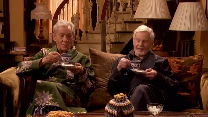 The best gay couple-the old couple "twice a week"