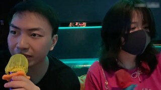 KTV! Duet Kakak C dan Pineapple seru banget! ! !