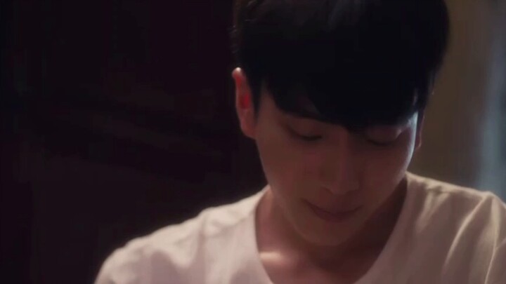 [Mùi hương tình yêu] Anh đã chờ đợi người yêu của mình trong căn nhà gỗ đó suốt cuộc đời