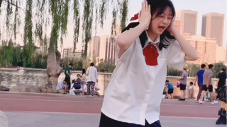 自闭社恐害羞的小女生