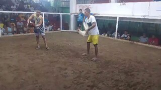 lahat sinebalang na nilaban talo sya lang Ang  nakapasa sa exam at Paraputo stansya Cock pit arena..