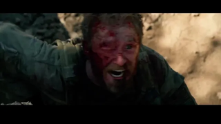 ฉากเฮลิคอปเตอร์ถูกยิงตกจากภาพยนตร์เรื่อง Lone survivor