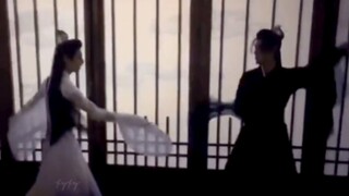他俩尬舞现场给我笑吐了哈哈哈～师尊身姿好妖娆啊，又是羡慕狗子的一天【皓衣行•飞云系】