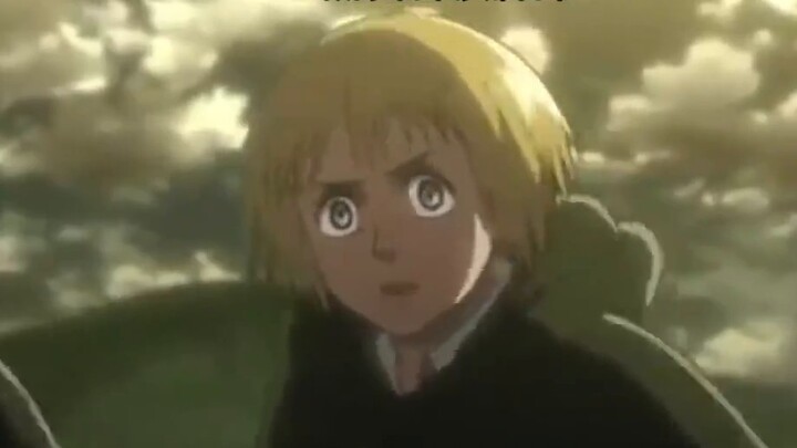 Armin: Bao đậu cầu! Có phải nữ khổng lồ bị mê hoặc bởi vẻ đẹp trai của tôi không? !