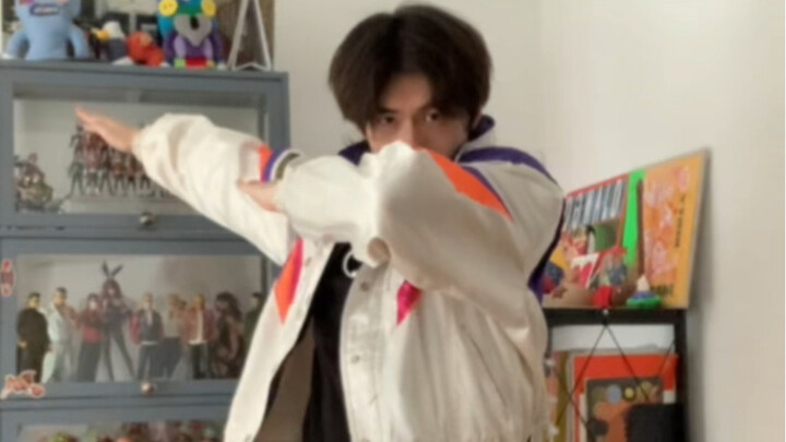 Voice actors can also transform into Kamen Rider!