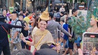 รวมคลิปขบวนแห่​เบ็คกี้ รีเบคก้า | ICONIC Songkran Celebrate 2024💦RiverPark@ICONSIAM #beckysangels