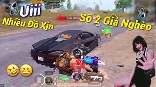 PUBG Mobile | Đồng Đội Toán Loạn Khi Phát Hiện Mặc Đồ Nghèo Nhưng Đi Toàn Siêu Xe 🤣