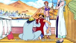 kelakuan luffy yang selalu bikin emosi crew'nya!