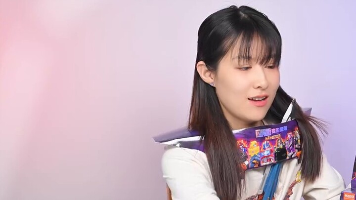Liệu nó có mạnh hơn nếu tôi thêm đèn không? Bruco Transformers Shining Edition Phần 3 Chơi và Chia s