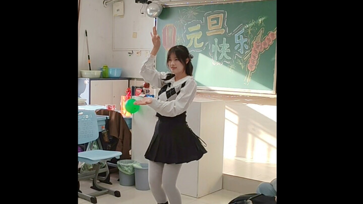 【翻跳】pop 好多同学帮忙拍了，每一个都好喜欢！